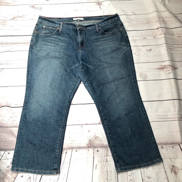 Tommy Hilfiger Jeans 👖 - Picture 2 of 8